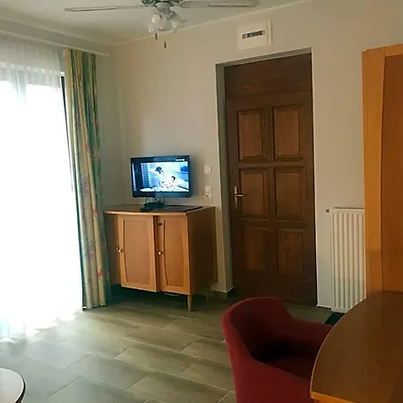 Aurora Panzio Nocleg ze śniadaniem 4*
