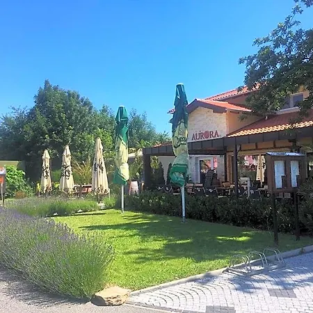 Aurora Panzio Nocleg ze śniadaniem Bük