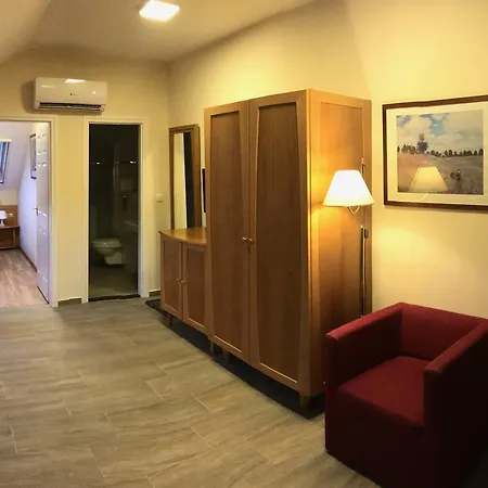 Aurora Panzió 4*