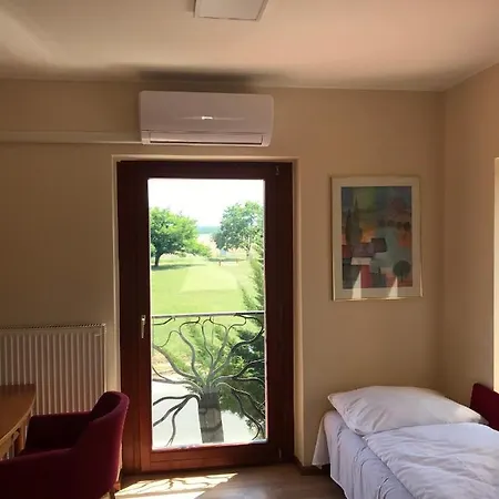 Aurora Panzio Bed & Breakfast